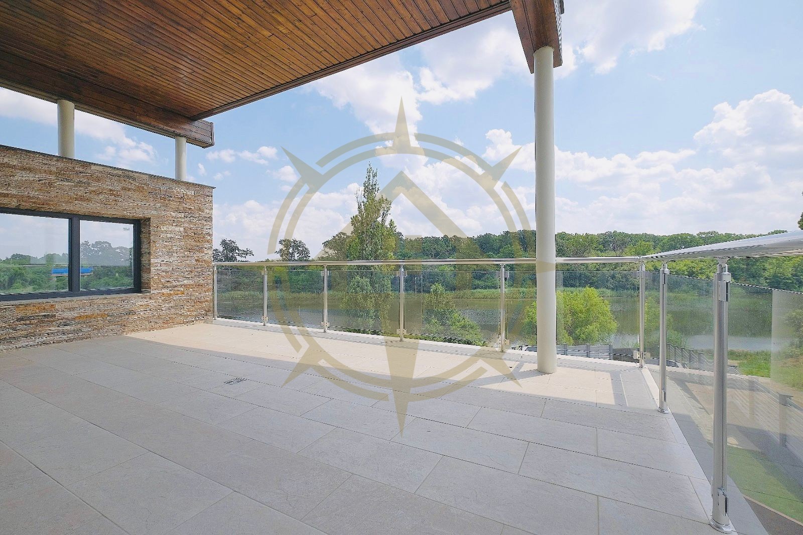 DOM00290 - Vila cu piscina 1000 mp teren la lac in Balotest