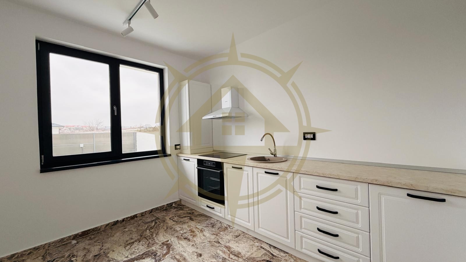 DOM00291 - Vila pe un singur nivel in complex Balotesti