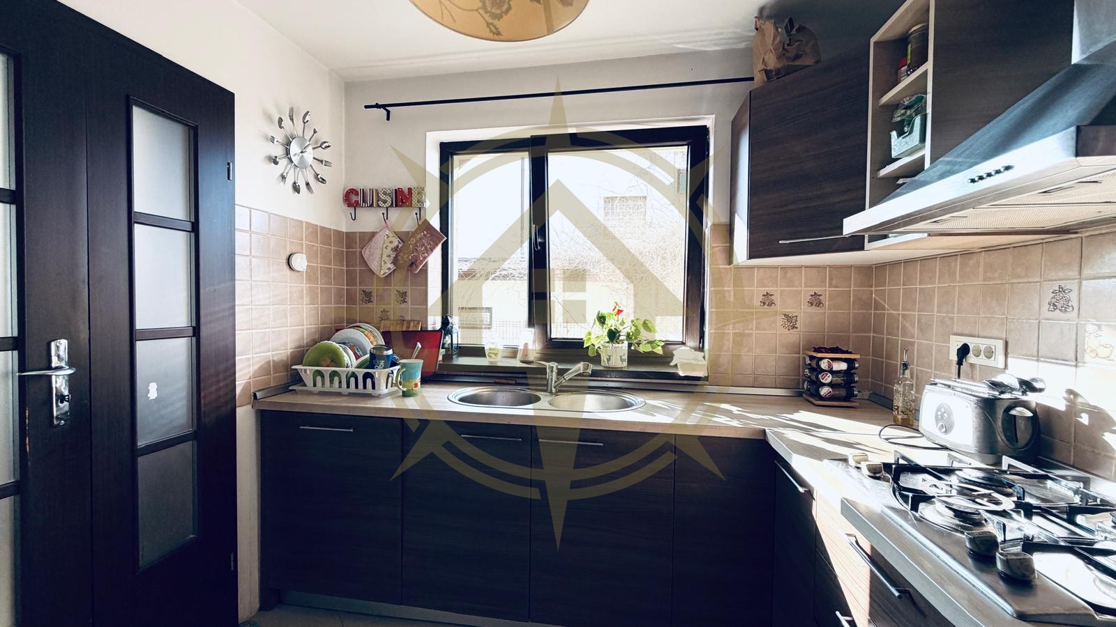 DOM00292 - Vila individuala 5 camere Otopeni