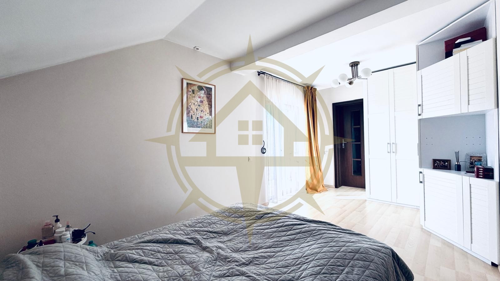 DOM00292 - Vila individuala 5 camere Otopeni