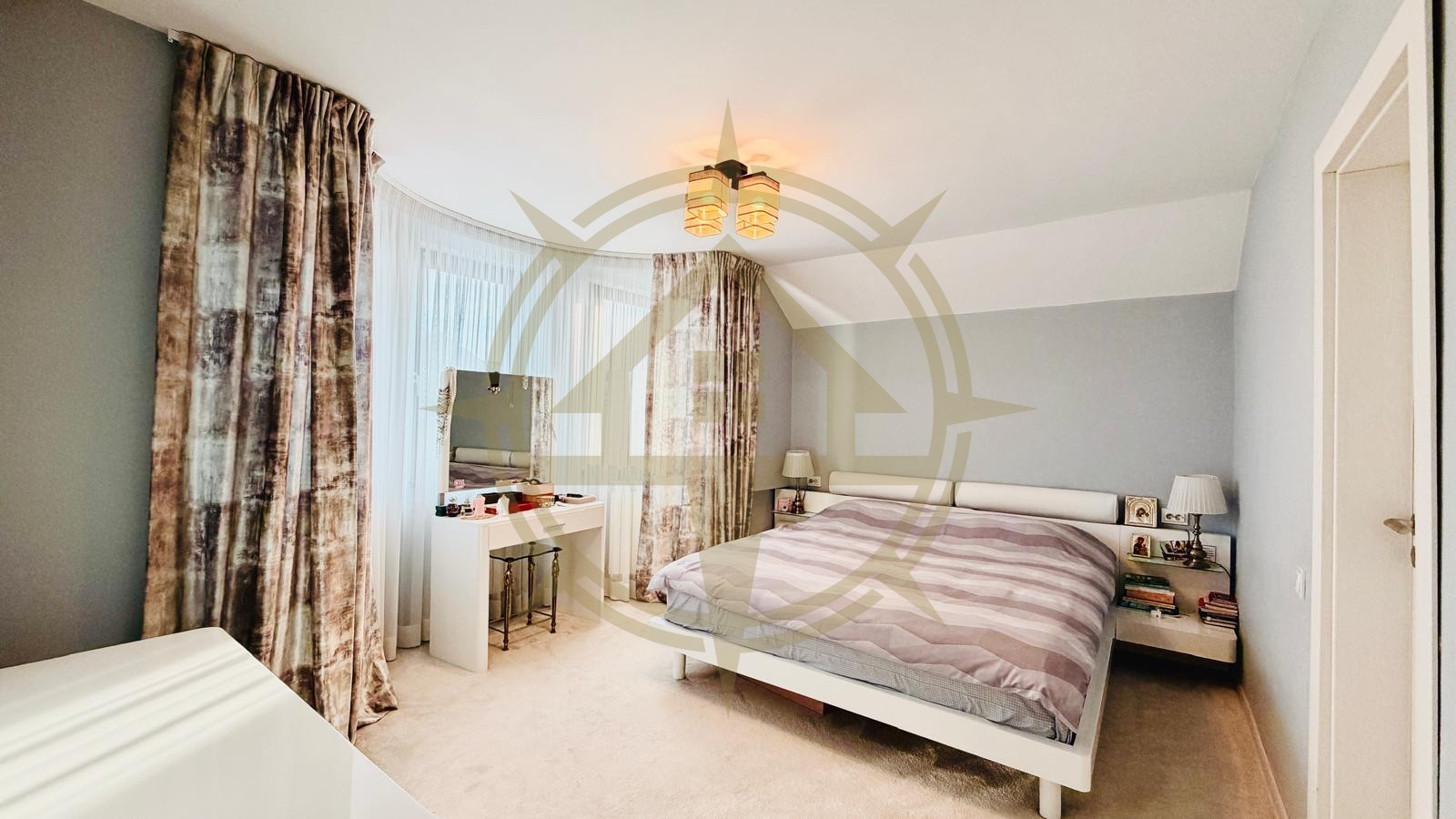 DOM00294 - Vila individualta de vanzare in complexul Paladin Corbeanca