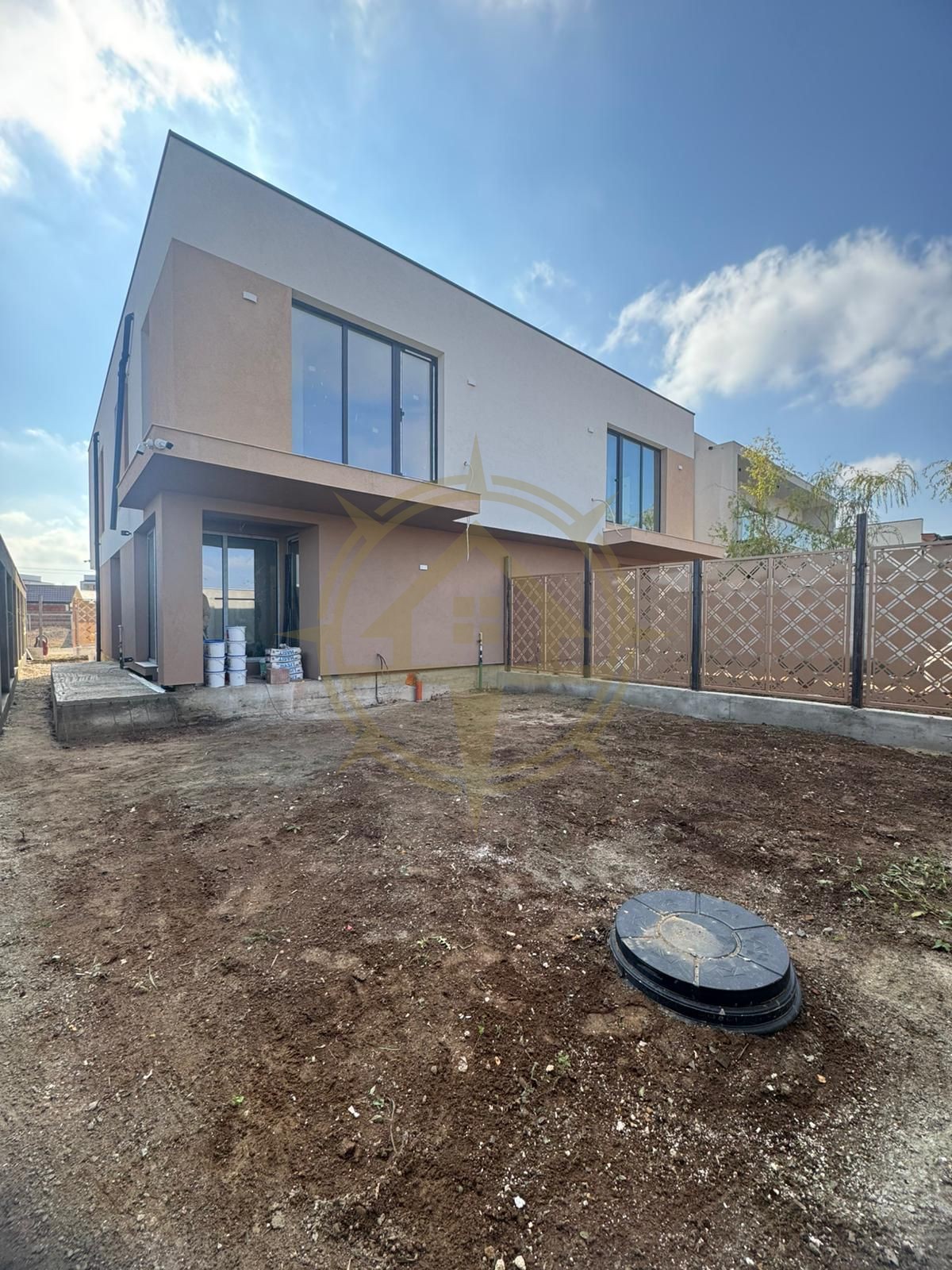 DOM00297 - Vila tip duplex de vanzare in Corbeanca Petresti