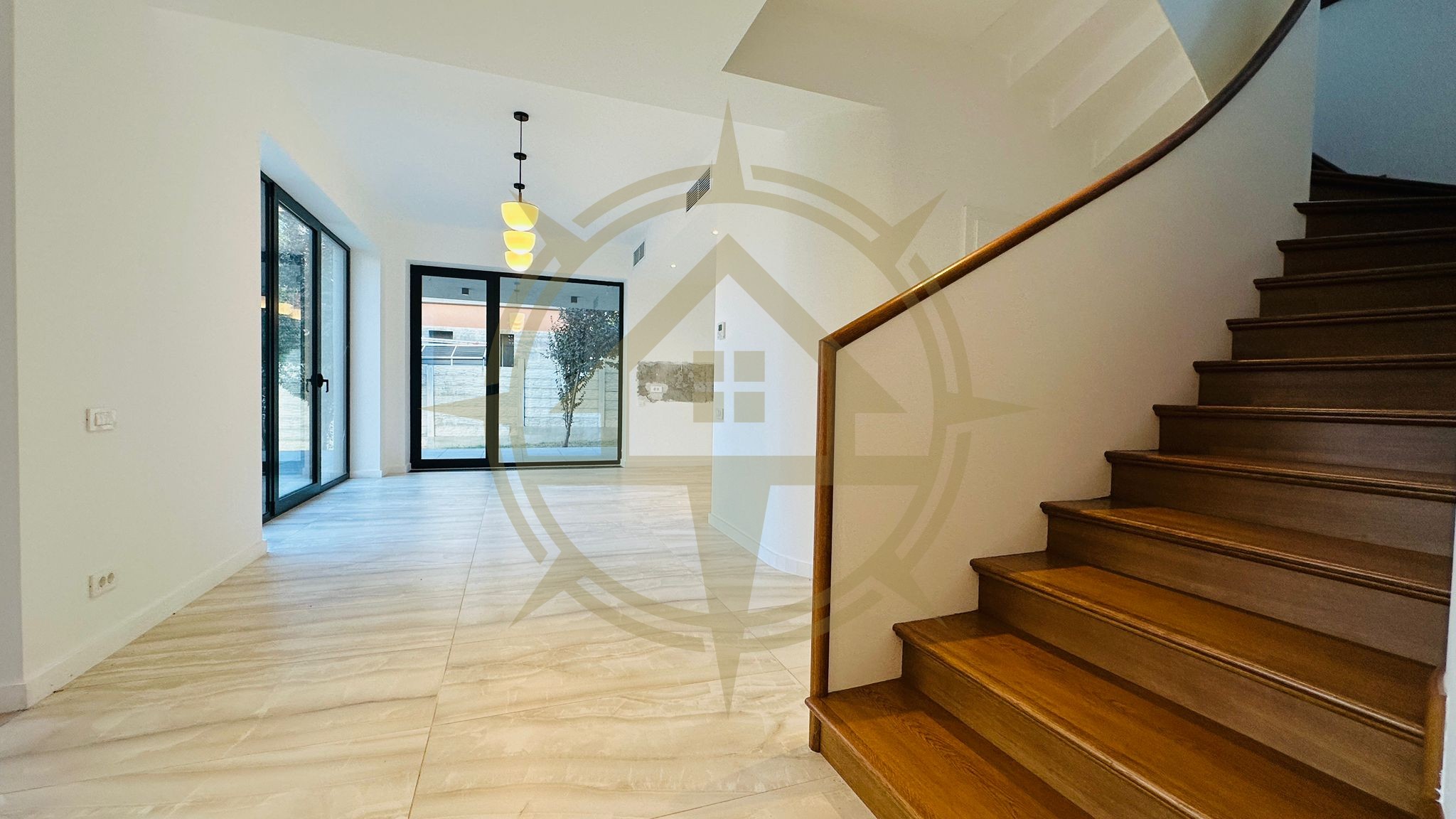 DOM00300 - Vila cu vedere la lac in Corbeanca I teren 750 mp