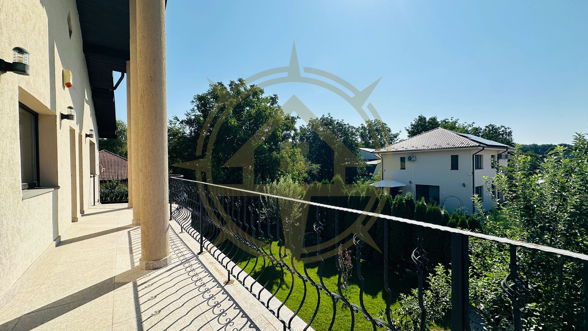 DOM00301 - Vila individuala de vanzare langa padure teren 720 mp