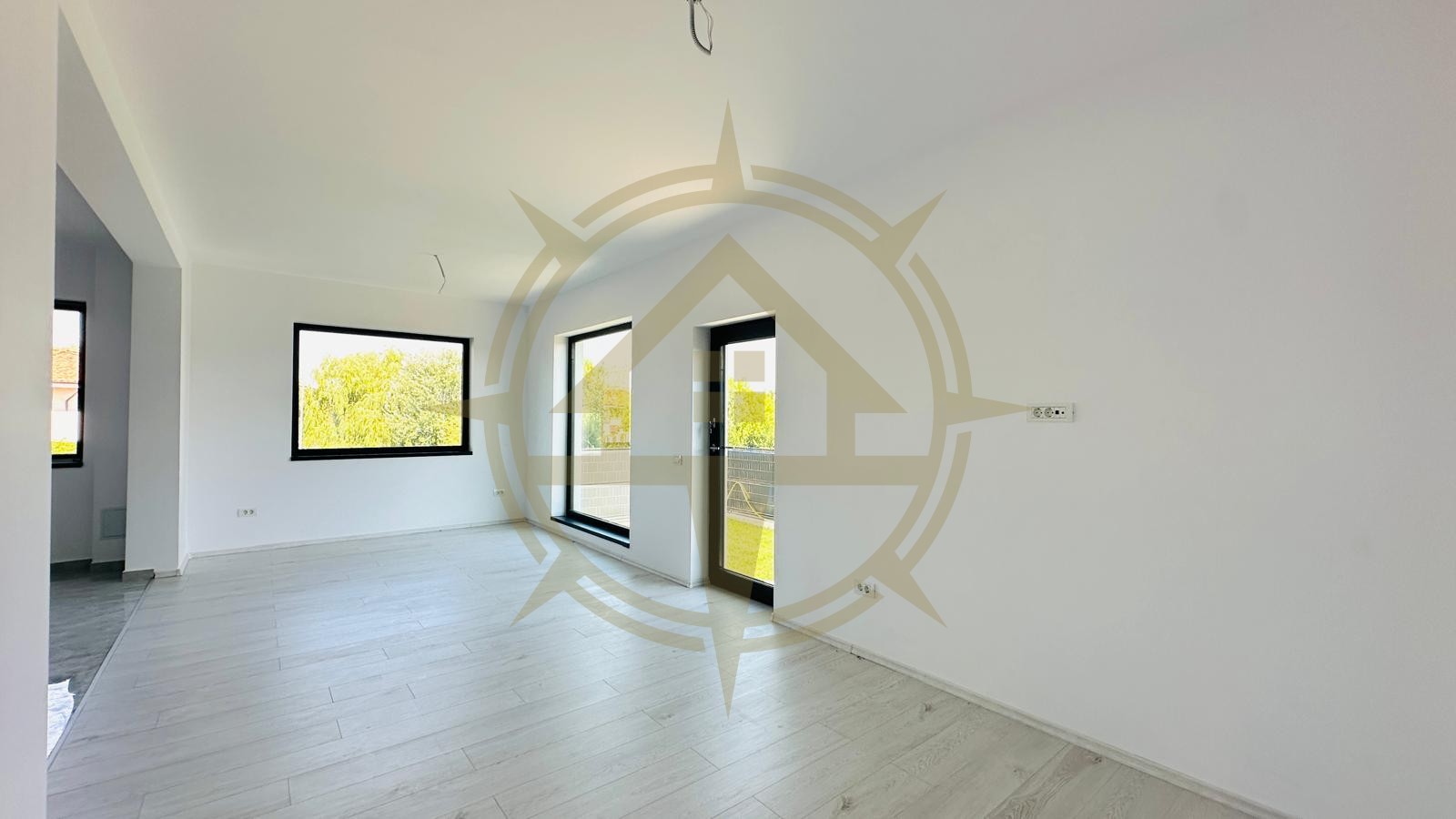 DOM00304 - Vila individuala zona centrala in Corbeanca