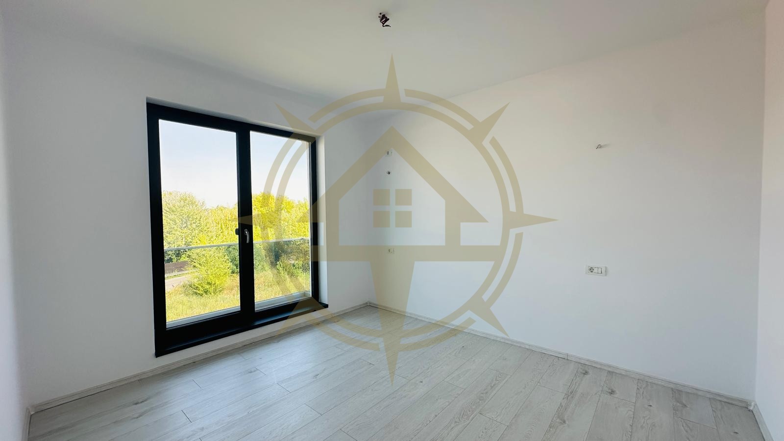 DOM00304 - Vila individuala zona centrala in Corbeanca