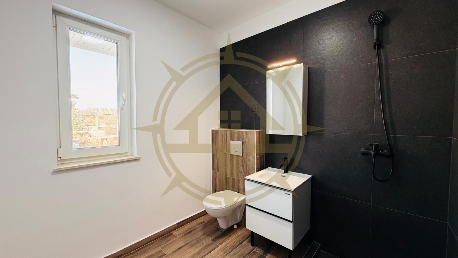 DOM00305 - Vila individuala 5 camere Otopeni