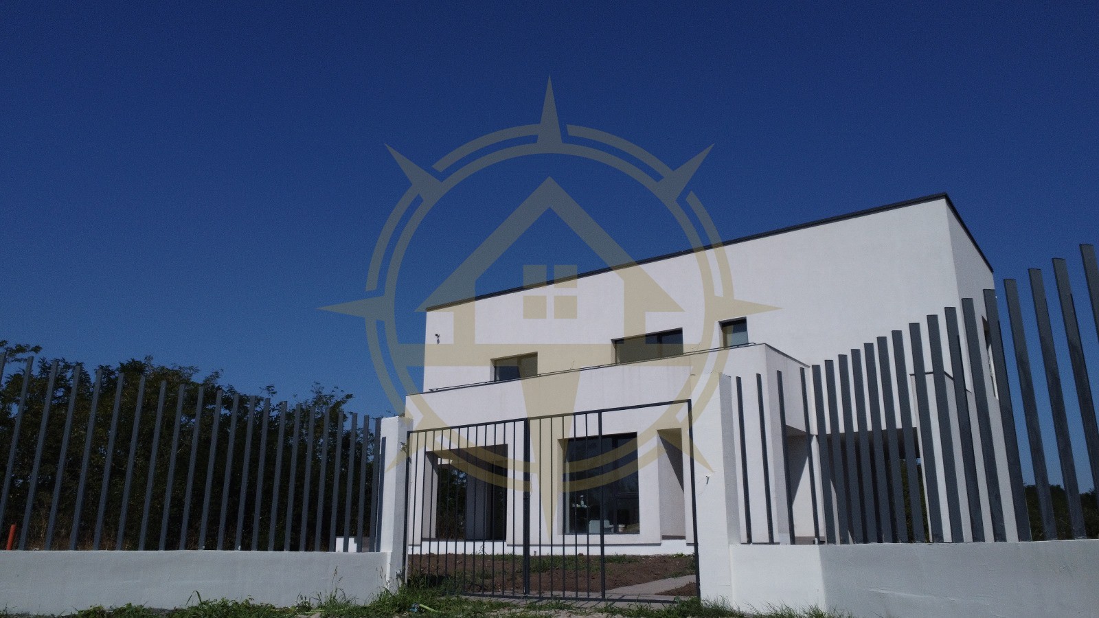 DOM00359 - Vile individuale moderne 5 camere teren generos complex Saftica