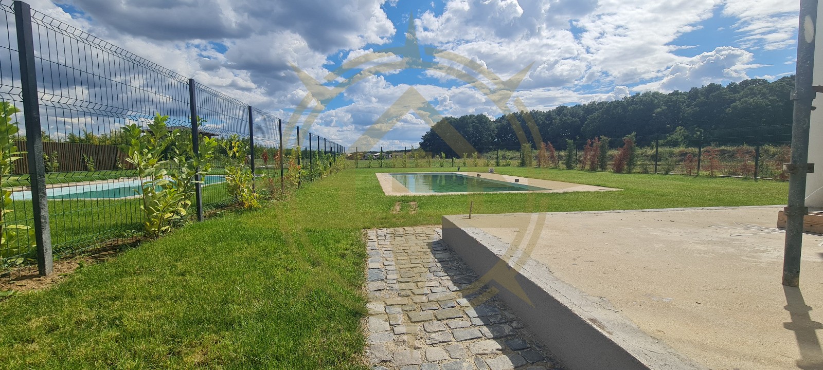 DOM00362 - Vila cu piscina 800 mp teren langa padure in Corbeanca