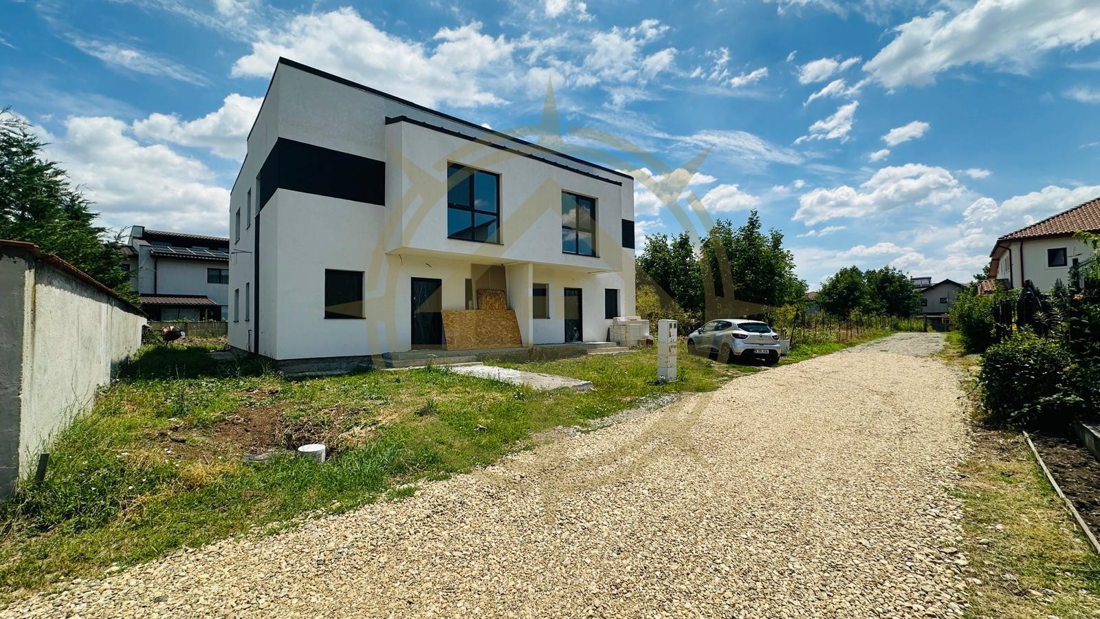 DOM00374 - Vila tip duplex Corbeanca cu pereti dublii