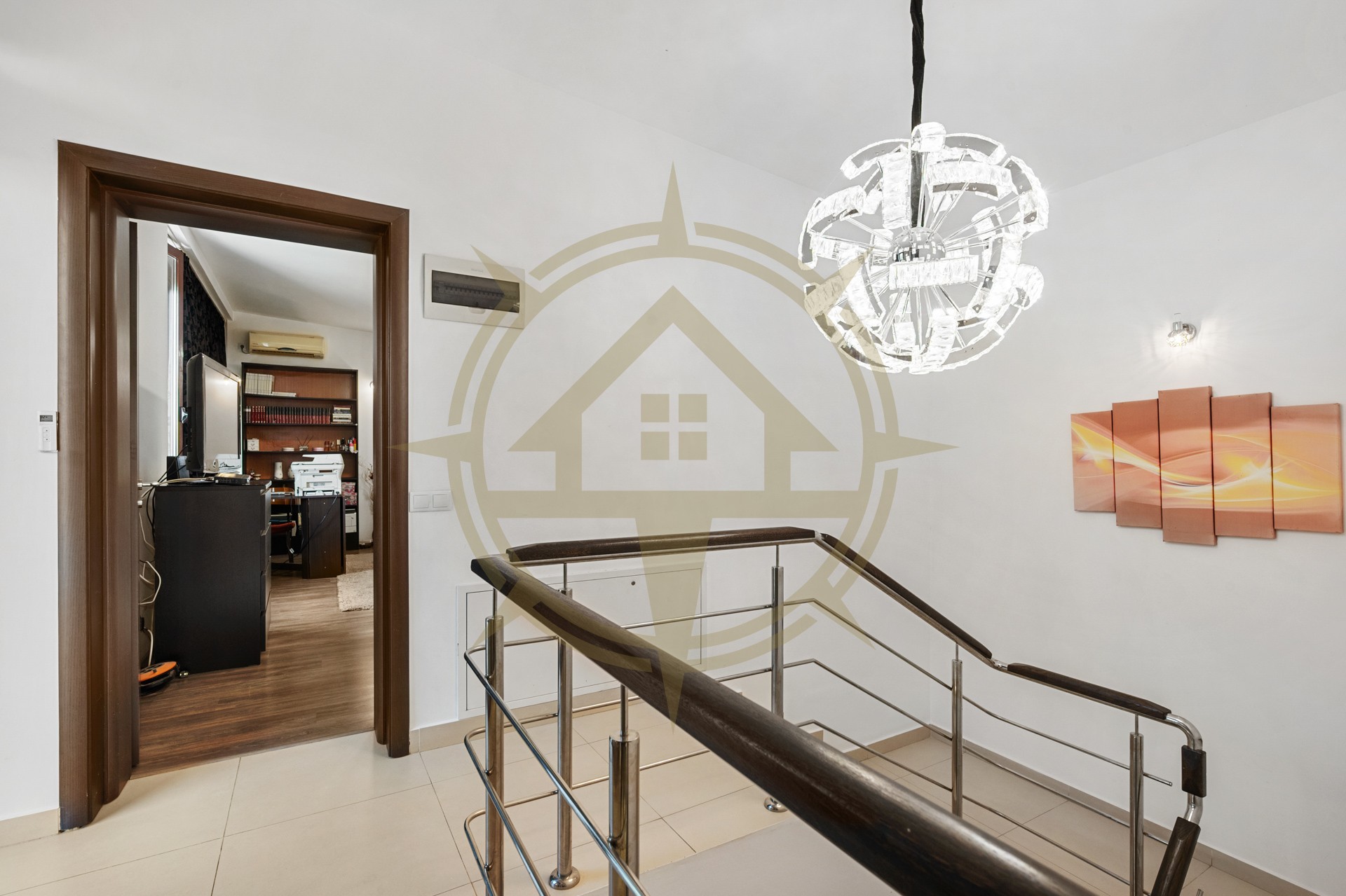 DOM00377 - Vila de lux cu 9 camere in Corbeanca-Petresti