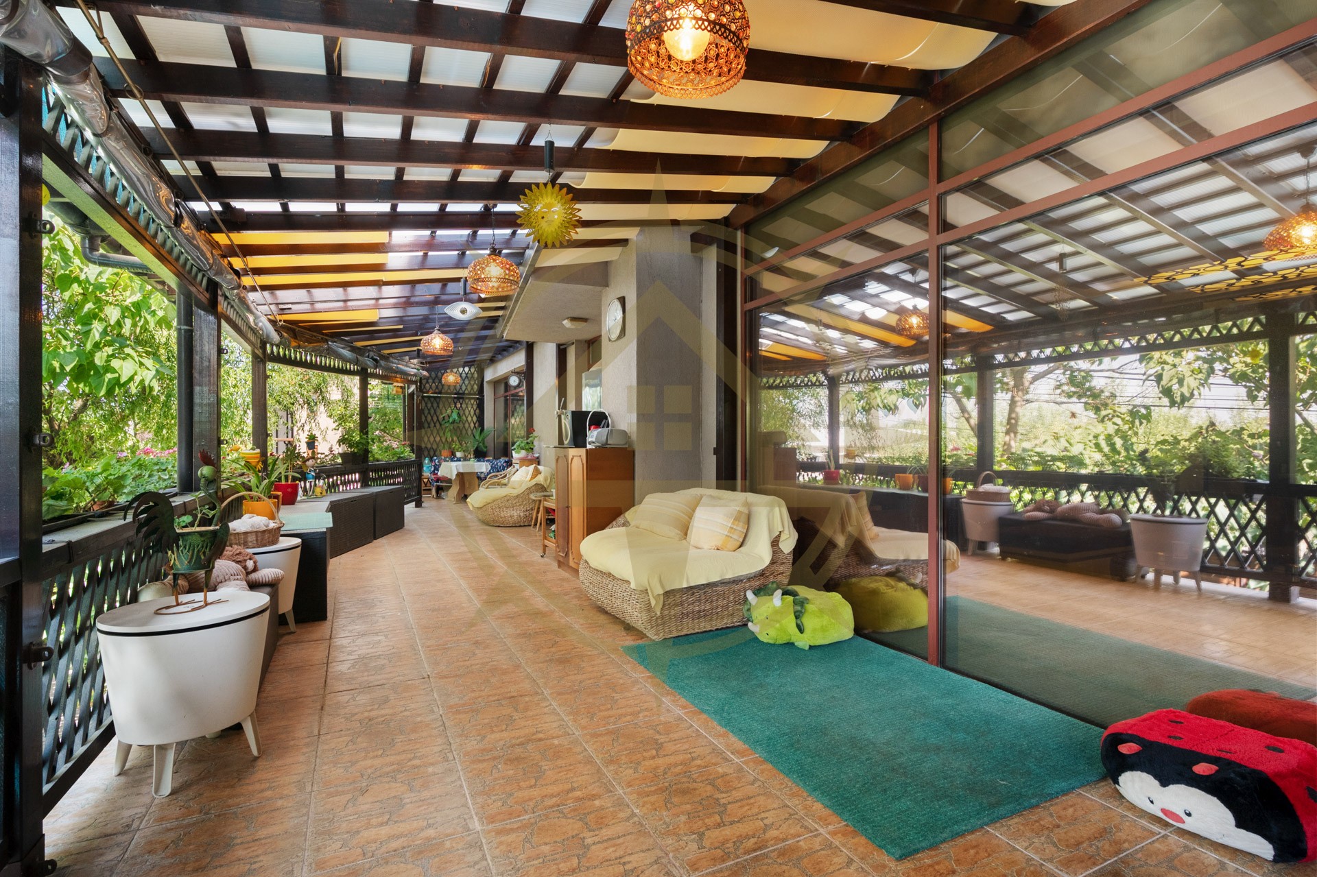 DOM00377 - Vila de lux cu 9 camere in Corbeanca-Petresti