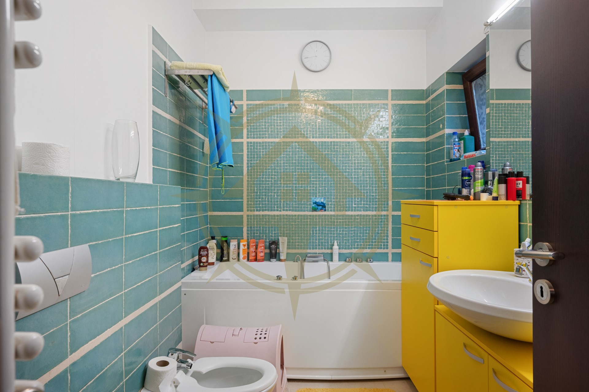 DOM00377 - Vila de lux cu 9 camere in Corbeanca-Petresti