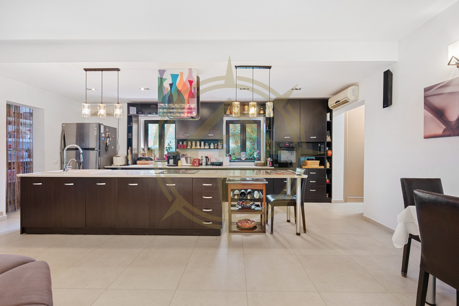 DOM00377 - Vila de lux cu 9 camere in Corbeanca-Petresti