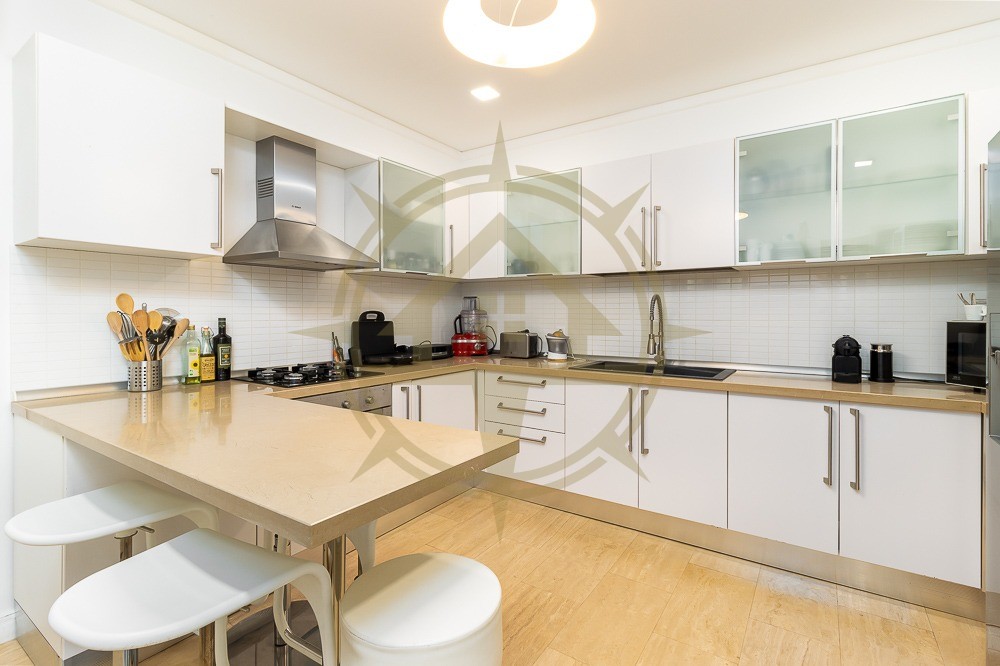 DOM00379 - Vila cu piscina 2000 mp teren in Corbeanca