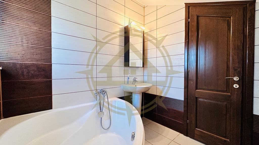 DOM00386 - Vila individuala cu garaj in Corbeanca