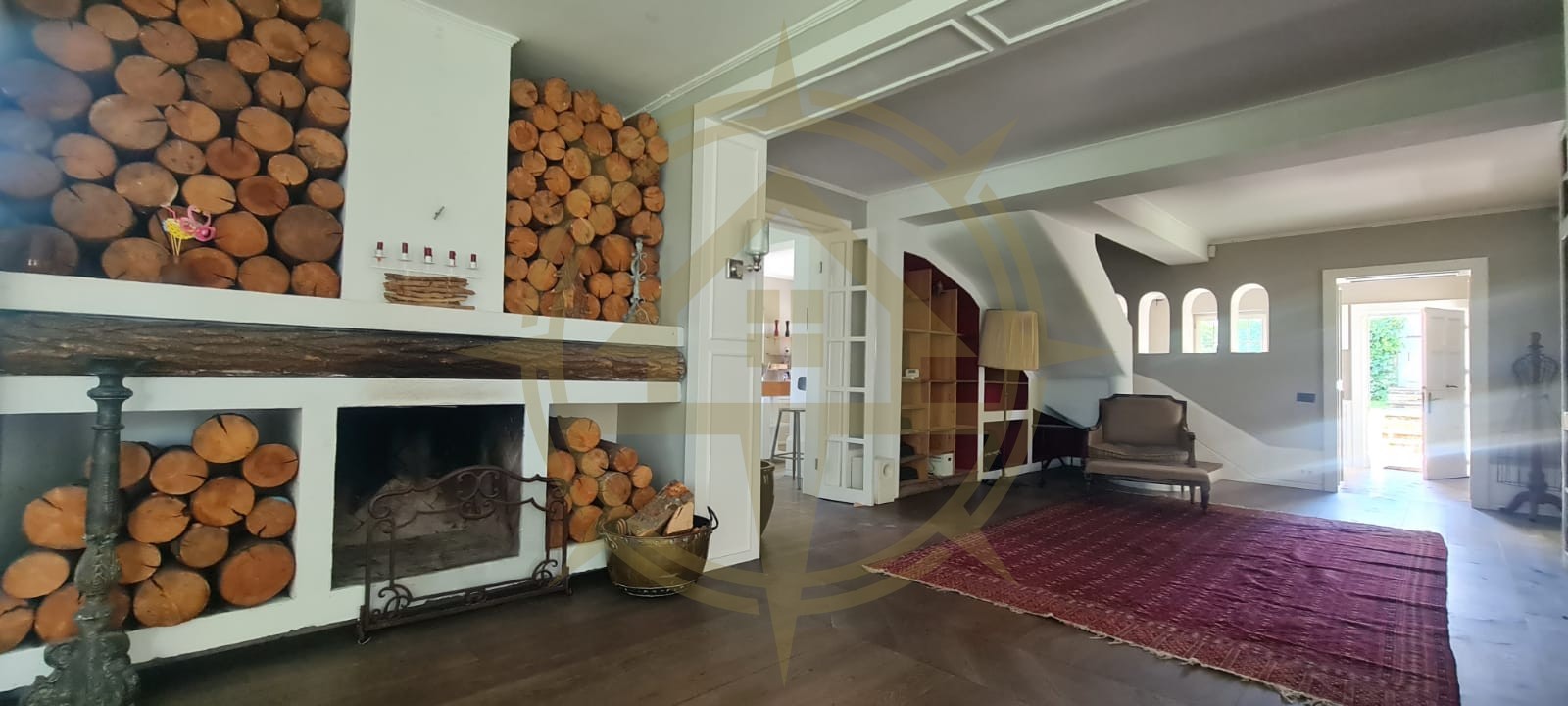 DOM00445 - Vila de poveste la lac cu ponton in Snagov