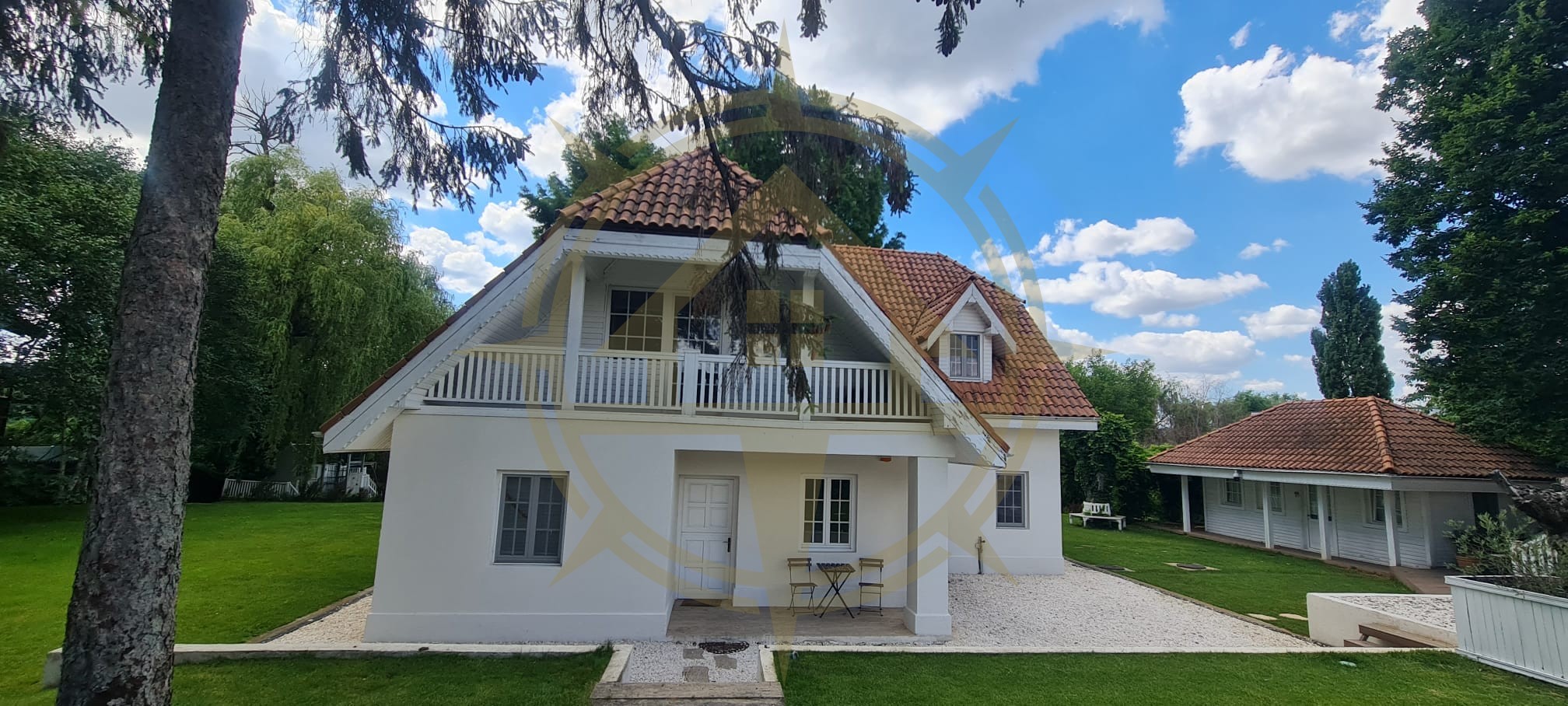 DOM00445 - Vila de poveste la lac cu ponton in Snagov