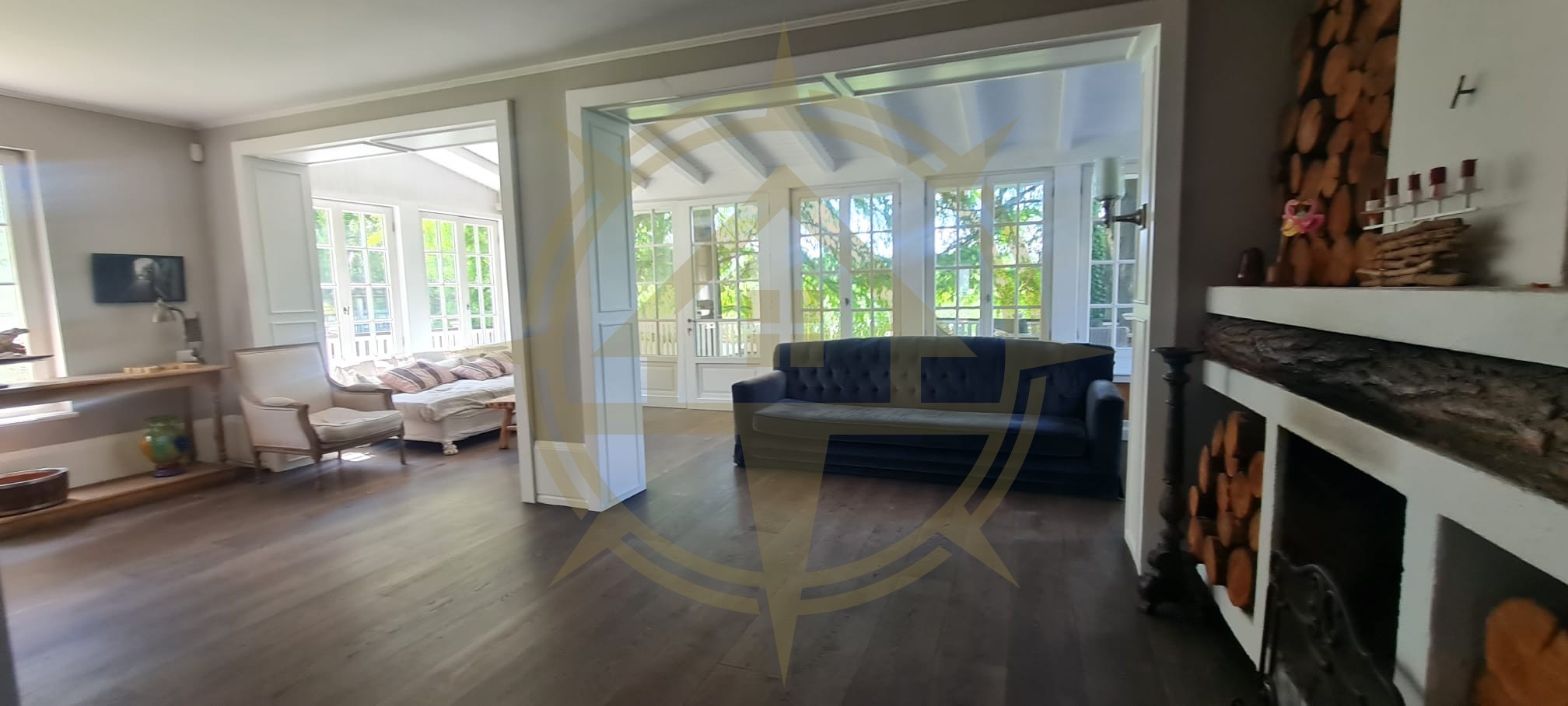 DOM00445 - Vila de poveste la lac cu ponton in Snagov