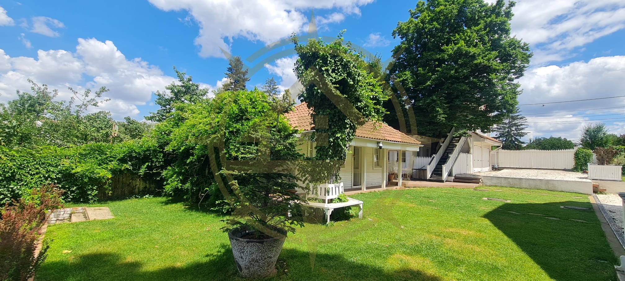 DOM00445 - Vila de poveste la lac cu ponton in Snagov